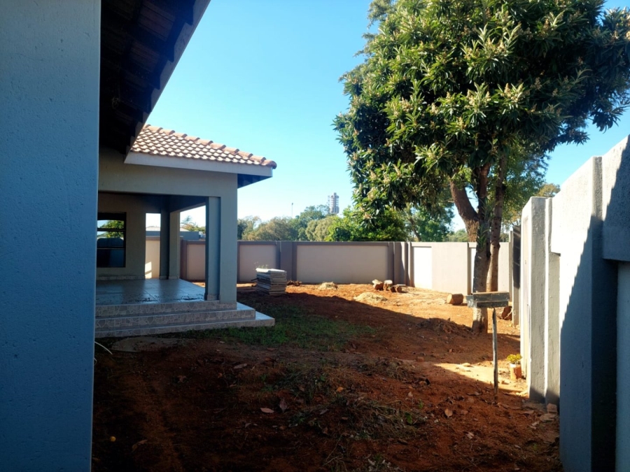 3 Bedroom Property for Sale in Verwoerdpark Northern Cape